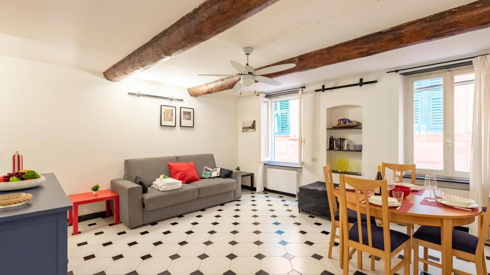 Charming Flat Historic Center Camogli - Happy Rentals