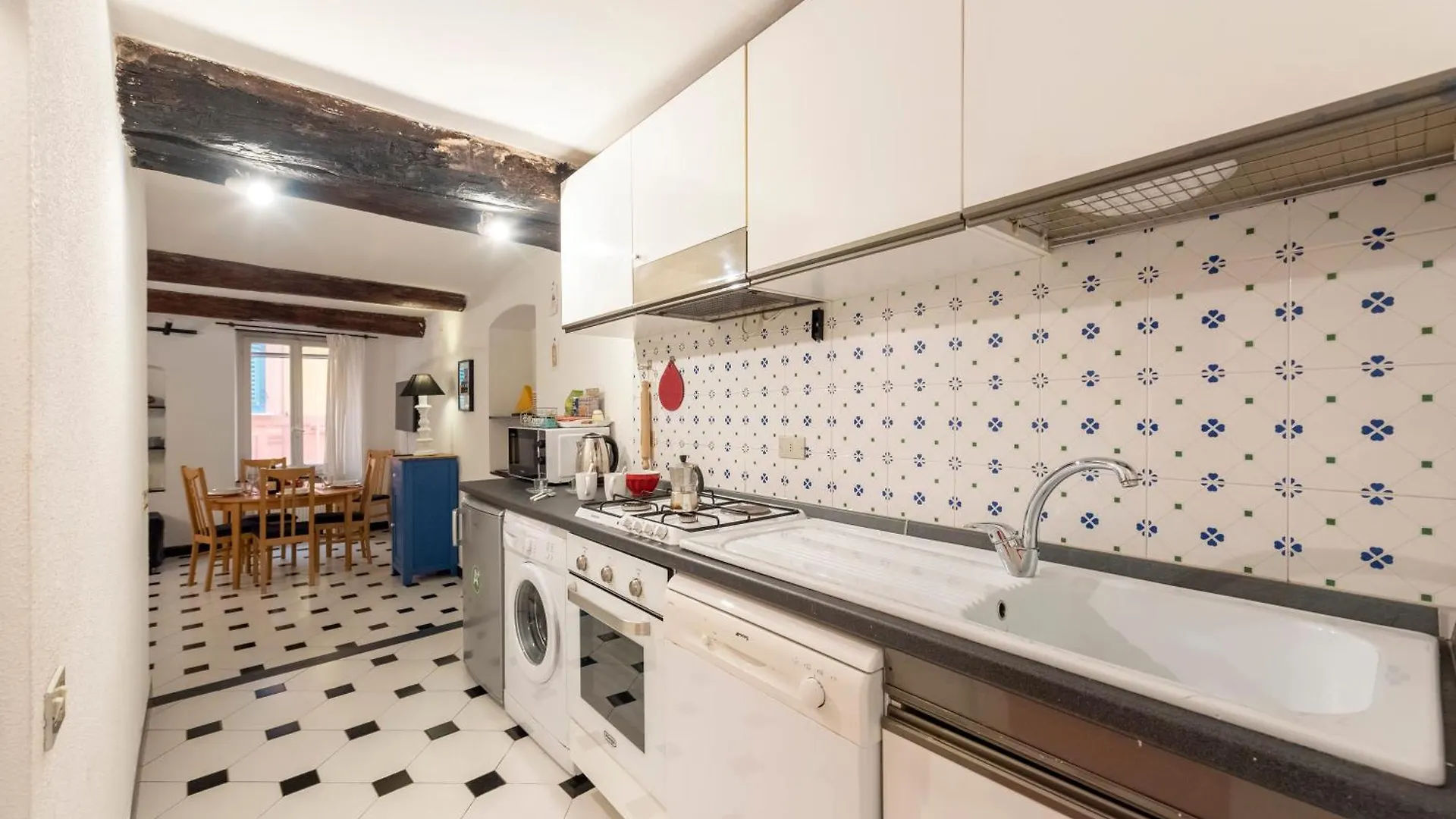 Apartment Charming Flat Historic Center Camogli - Happy Rentals